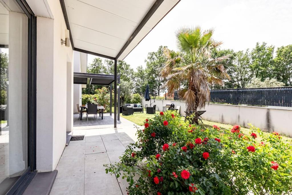 Villa Des Rives Du Tarn Avec Jacuzzi Montans 外观 照片